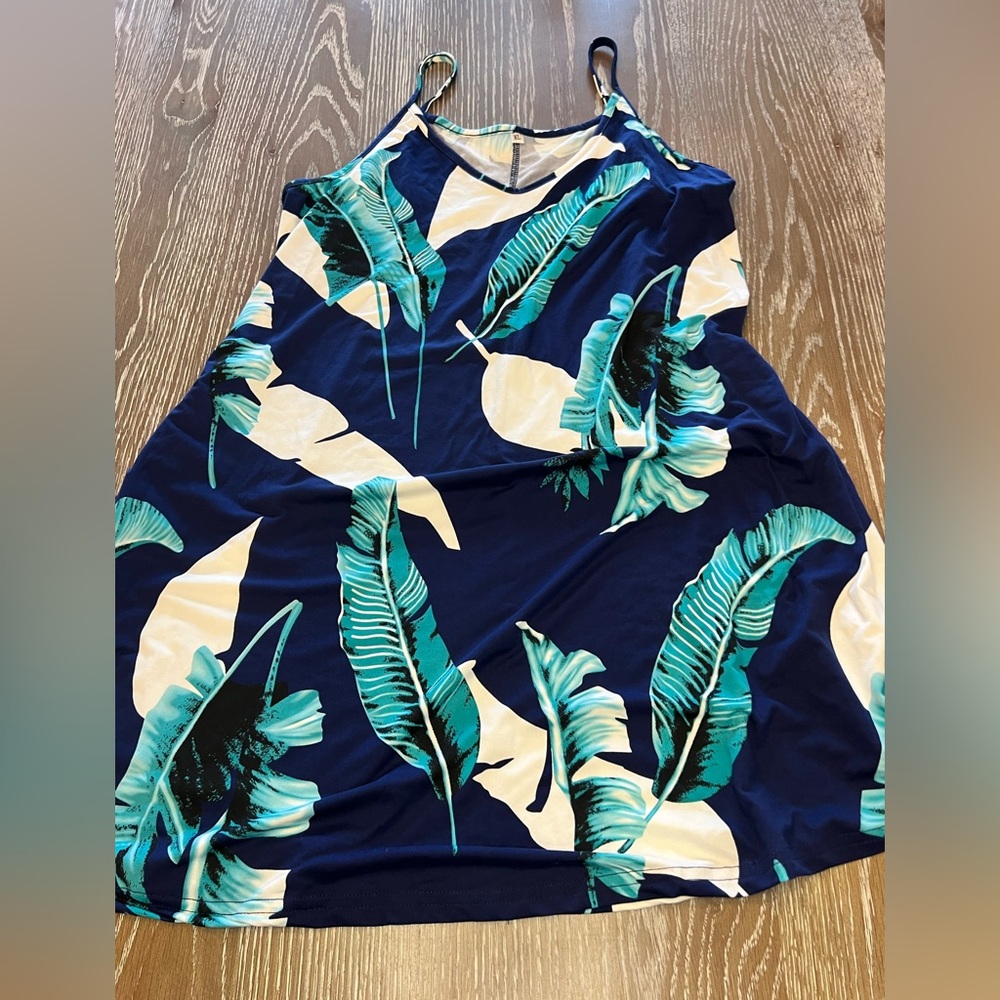 XL Palm Print Slinky Swing Dress. Navy Blue & Green